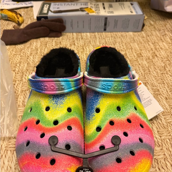 MENS SZ 13 FUR LINED CROCS NEW IN BAG !!! MORE EXPENSIVE THAN REG CROCS!! main image 2